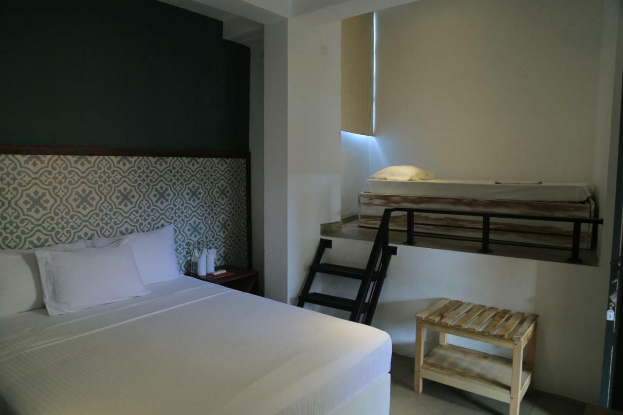 Toddy By Hoppa Hotell Unawatuna Exteriör bild