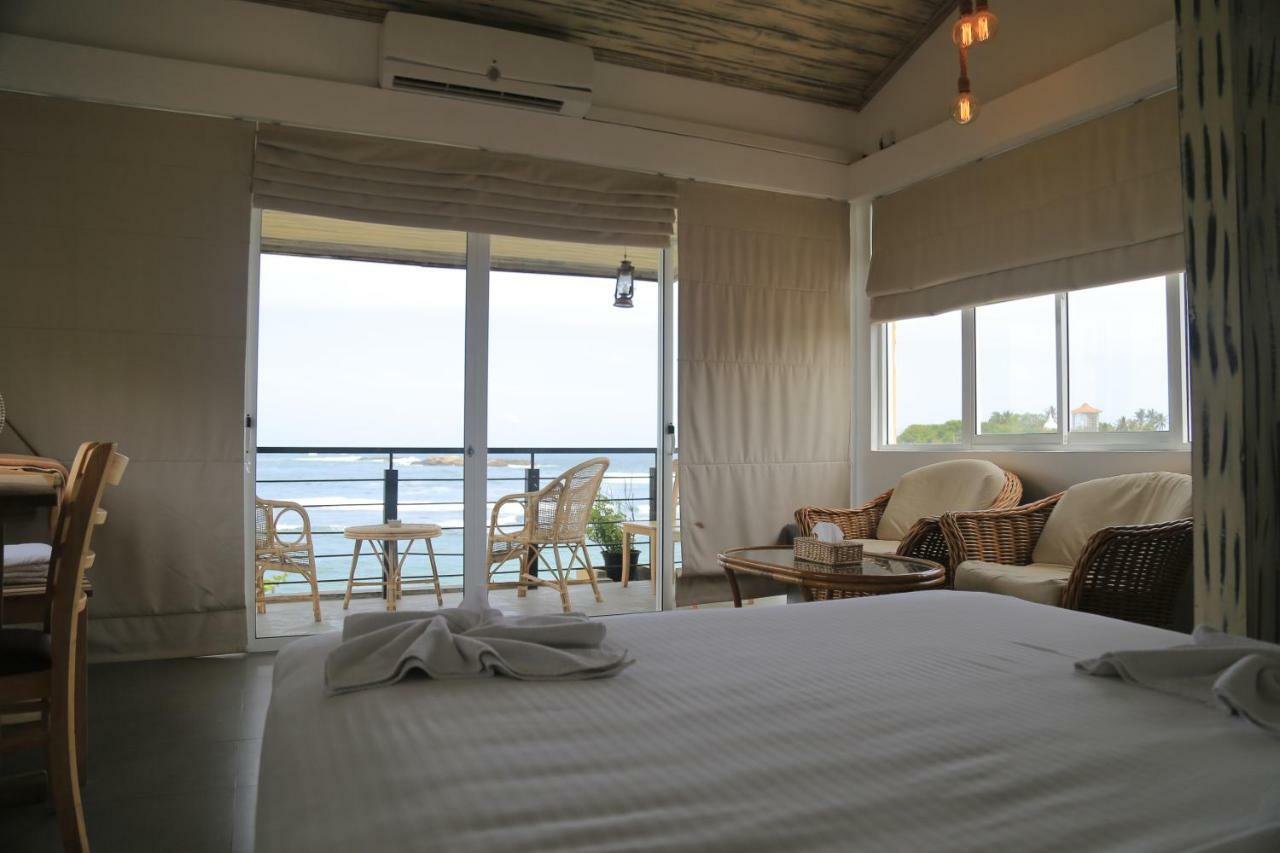 Toddy By Hoppa Hotell Unawatuna Exteriör bild