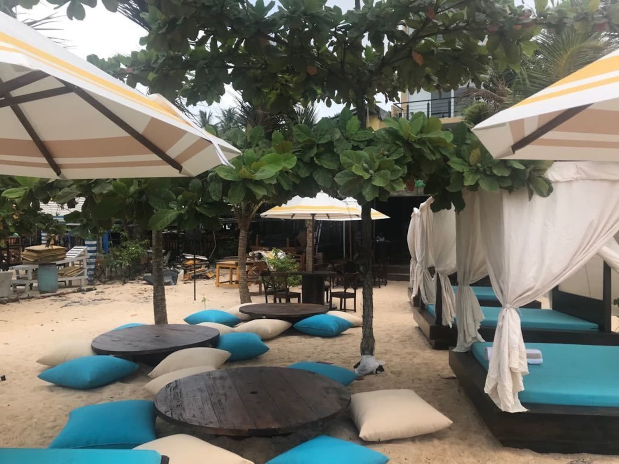 Toddy By Hoppa Hotell Unawatuna Exteriör bild